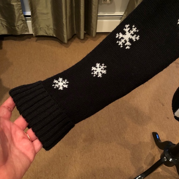 Christmas sweater - Picture 2 of 4